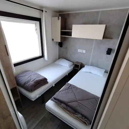 Lägenhet La 4 Etoiles A Emplacement E05 3ch 1sdb 8 Personnes Mimizan-Plage