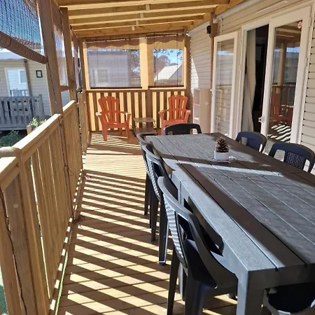 La 4 Etoiles A Emplacement E05 3ch 1sdb 8 Personnes